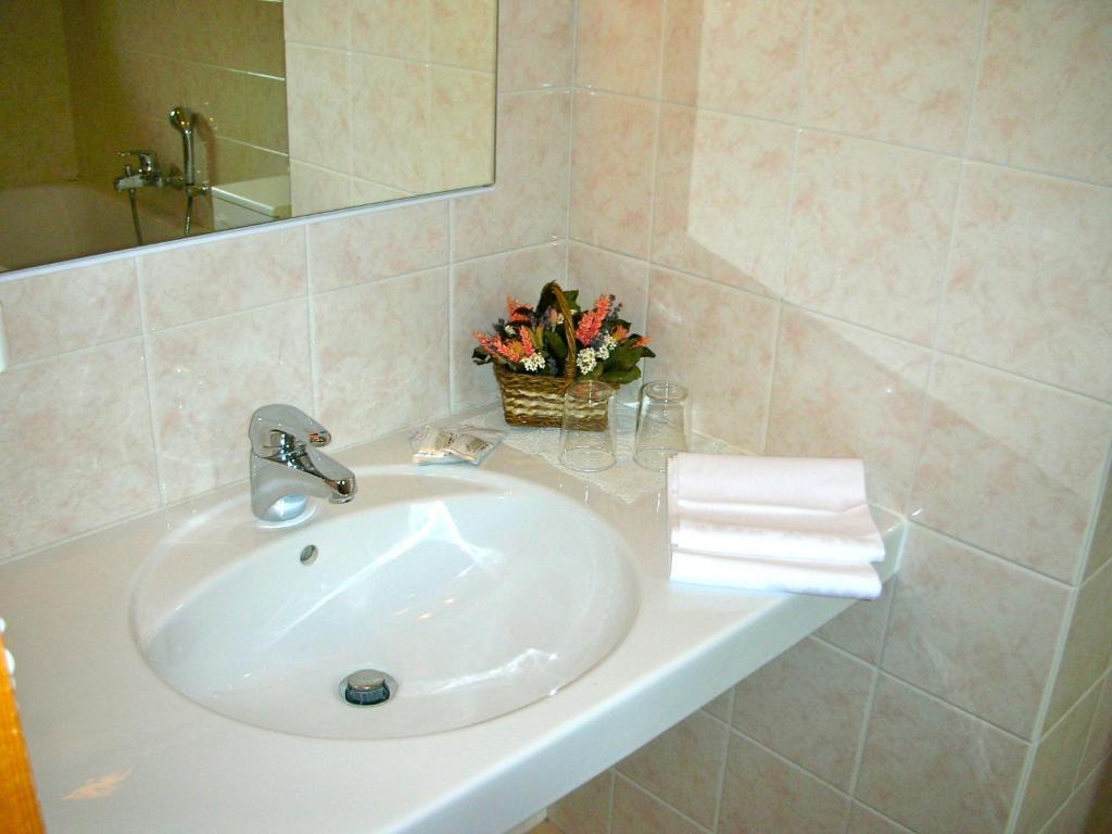 Hotel Villa Nevada Кортина д'Ампецо Стая снимка