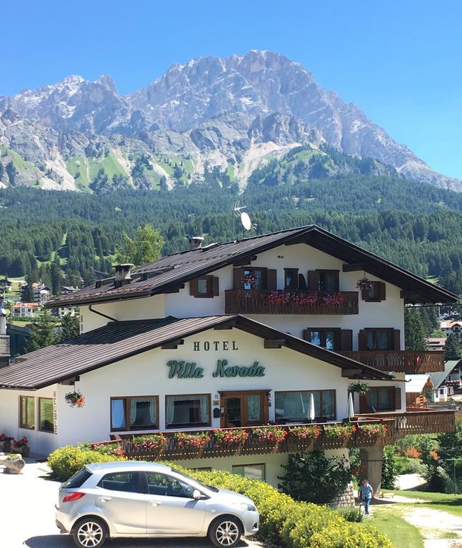 Hotel Villa Nevada Кортина д'Ампецо Екстериор снимка