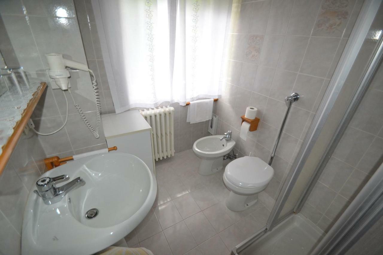 Hotel Villa Nevada Кортина д'Ампецо Екстериор снимка
